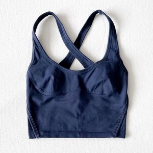 Aritzia Cropped Sports Bra Top